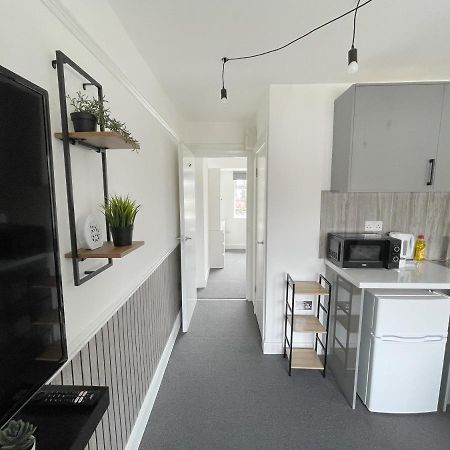 Cosy Bright Studio Apartment Close To Wembley Stadium Londen Buitenkant foto